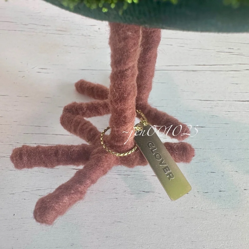 Target Featherly Friends St. Patrick’s Day Bird Set  - Goldie, Finnigan, Clover - Picture 13 of 14